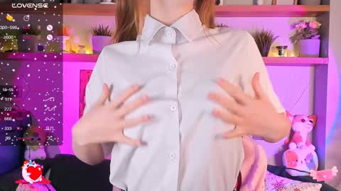 Snapshot of alice_langley chatting on 12.04.24 Alice 3 online show from 12.04.24