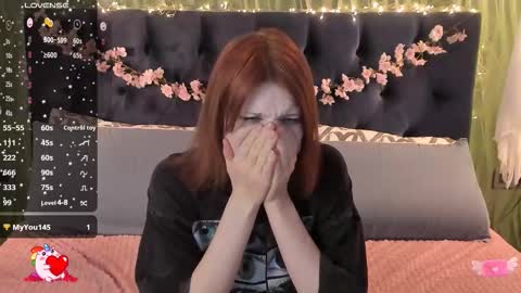 Snapshot of alice_langley chatting on 10.11.25 Alice 3 online show from 10.11.25