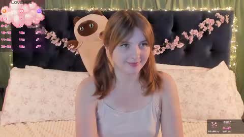 Snapshot of alice_langley chatting on 08.09.26 Alice 3 online show from 08.09.26