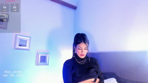 Alice  online show from 01.14.25