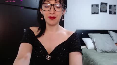 Snapshot of alice_mossa10 chatting on 10.26.25 alice mossa online show from 10.26.25