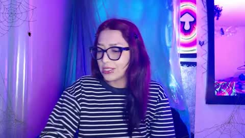      online show from 10.07.25