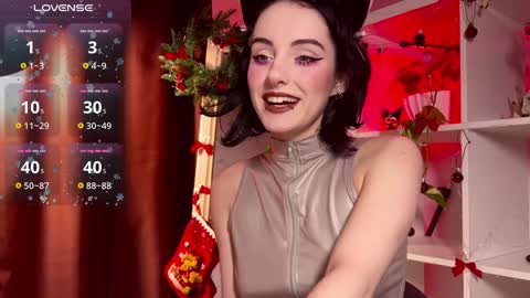 Snapshot of alice_succubus chatting on 01.06.25 alice_succubus online show from 01.06.25
