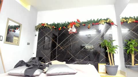 Alice thompsonx online show from 12.05.24