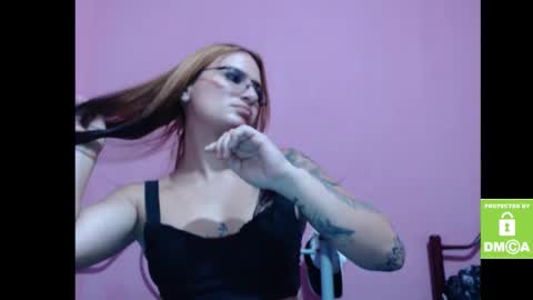 Snapshot of alice_trinity chatting on 09.21.25 Alice online show from 09.21.25