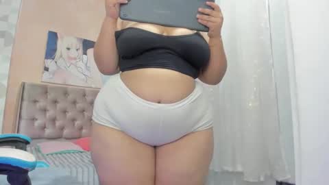 Snapshot of alice_vince chatting on 04.28.26 Alice online show from 04.28.26