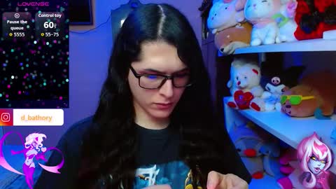 Snapshot of alicebathory_ chatting on 02.12.26 Alice Bathory online show from 02.12.26