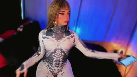 Snapshot of alicebby_bigcock19 chatting on 02.28.26 Alice online show from 02.28.26