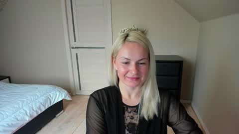 Alicee online show from 10.21.25