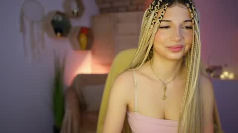 Alicee Kiss online show from 12.15.24