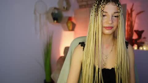 Alicee Kiss online show from 12.29.24