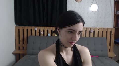 alicee_logan_ online show from 12.24.24