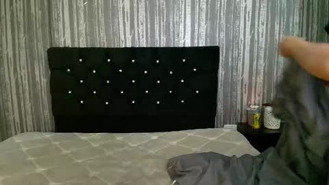Snapshot of alicee_moonn chatting on 04.24.26 alicee_moonn online show from 04.24.26