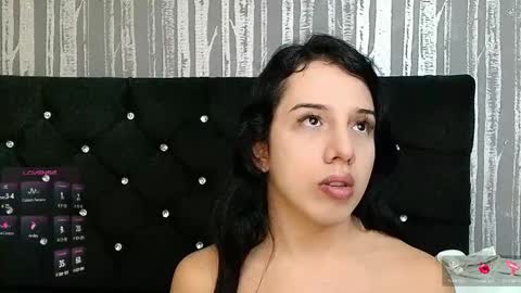 Snapshot of alicee_moonn chatting on 05.18.26 alicee_moonn online show from 05.18.26