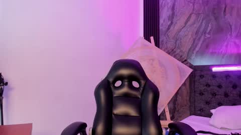 alicee_stonee_ online show from 01.08.26