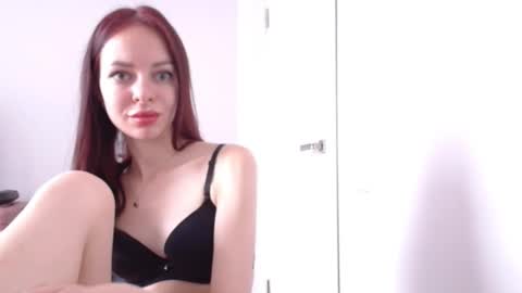 Snapshot of aliceinspires chatting on 10.17.25 Alice online show from 10.17.25