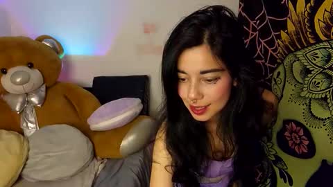 Snapshot of alicekingdom chatting on 11.30.25 Alicekingdom online show from 11.30.25