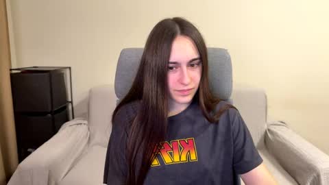 Snapshot of alicekollt chatting on 06.03.26 alicekollt online show from 06.03.26