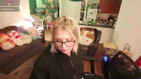 Alice Liddell online show from 09.20.25