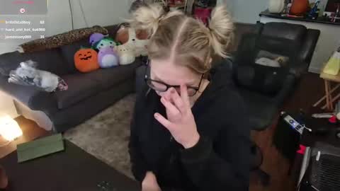 Alice Liddell online show from 10.29.25