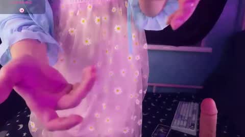 AlicePinkhead online show from 03.06.25