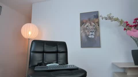 Snapshot of alicerosee___ chatting on 07.24.26 alicerosee___ online show from 07.24.26