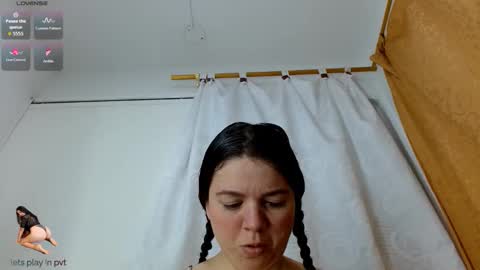 Snapshot of alicesweetx chatting on 10.12.25 alices  cuenta independiente online show from 10.12.25