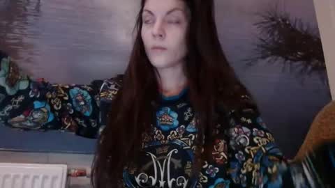 AliceTailorrr online show from 02.17.25