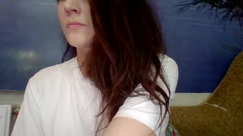 Snapshot of alicetailorrr chatting on 04.18.26 AliceTailorrr online show from 04.18.26
