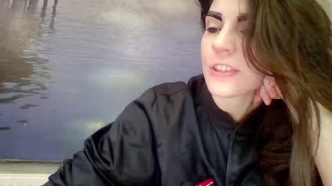 Snapshot of alicetailorrr chatting on 05.06.26 AliceTailorrr online show from 05.06.26