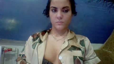Snapshot of alicetailorrr chatting on 07.14.26 AliceTailorrr online show from 07.14.26