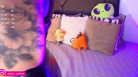 Snapshot of aliceusen chatting on 02.10.26 Alice online show from 02.10.26