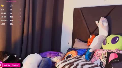 Snapshot of aliceusen chatting on 03.01.26 Alice online show from 03.01.26