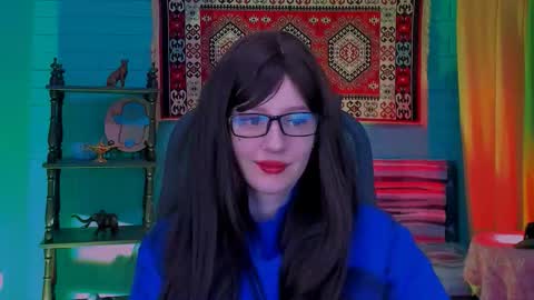 Snapshot of alicewelch_ chatting on 10.11.25 alicewelch_ online show from 10.11.25