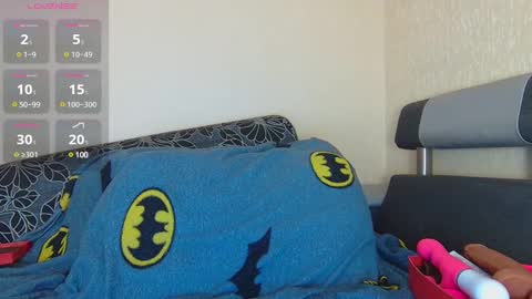 AliceWoolfy online show from 02.23.25