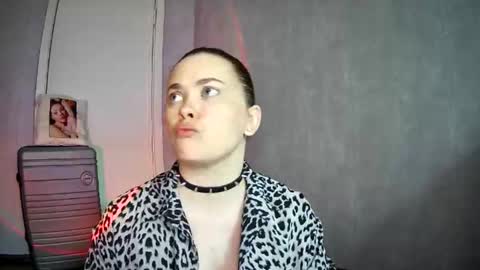 Snapshot of alicexfresh chatting on 05.12.26 AlicexFresh online show from 05.12.26