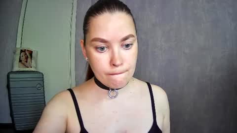 Snapshot of alicexfresh chatting on 06.17.26 AlicexFresh online show from 06.17.26