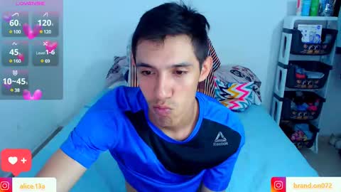 CATALINA Y ANDRES online show from 02.13.25