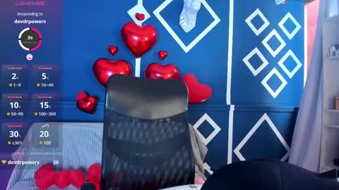 Snapshot of alicia_carr chatting on 02.10.25 Alicia online show from 02.10.25