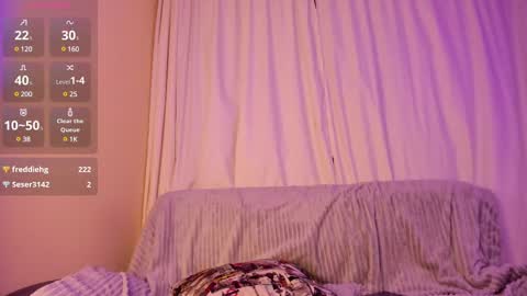 Snapshot of alicia_carr chatting on 02.28.25 Alicia online show from 02.28.25