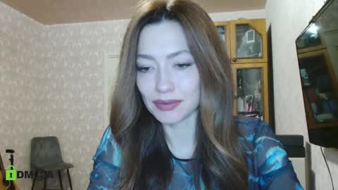 Snapshot of alicia_savory chatting on 12.18.24 Alicia online show from 12.18.24