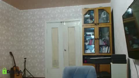 Snapshot of alicia_savory chatting on 12.19.24 Alicia online show from 12.19.24