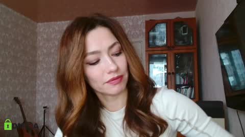 Snapshot of alicia_savory chatting on 12.24.24 Alicia online show from 12.24.24