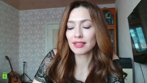 Snapshot of alicia_savory chatting on 12.25.24 Alicia online show from 12.25.24