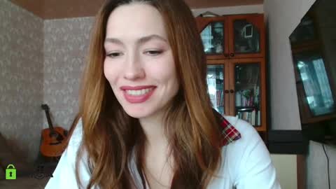Snapshot of alicia_savory chatting on 01.12.25 Alicia online show from 01.12.25