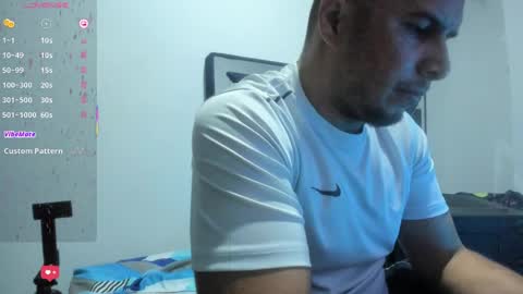Snapshot of alicia_whittee chatting on 05.12.26 alicia_whittee online show from 05.12.26