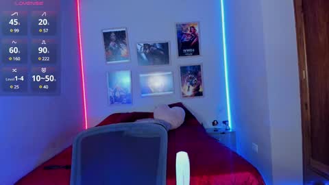 Jennyfer online show from 12.04.24