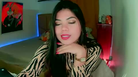 Snapshot of aliciabiden chatting on 01.01.25 aliciabiden online show from 01.01.25