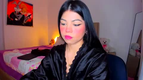Snapshot of aliciabiden chatting on 04.19.26 aliciabiden online show from 04.19.26