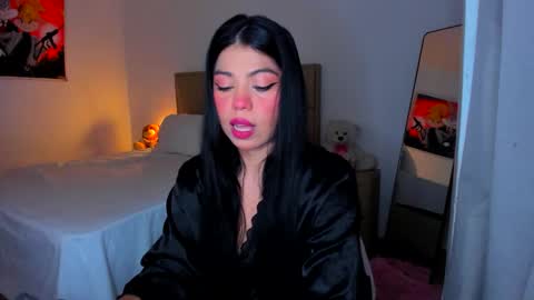 Snapshot of aliciabiden chatting on 04.28.26 aliciabiden online show from 04.28.26